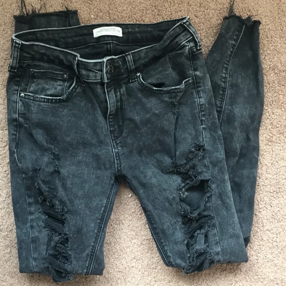 Super ripped distressed black Zara jeans - Picture 4 of 6